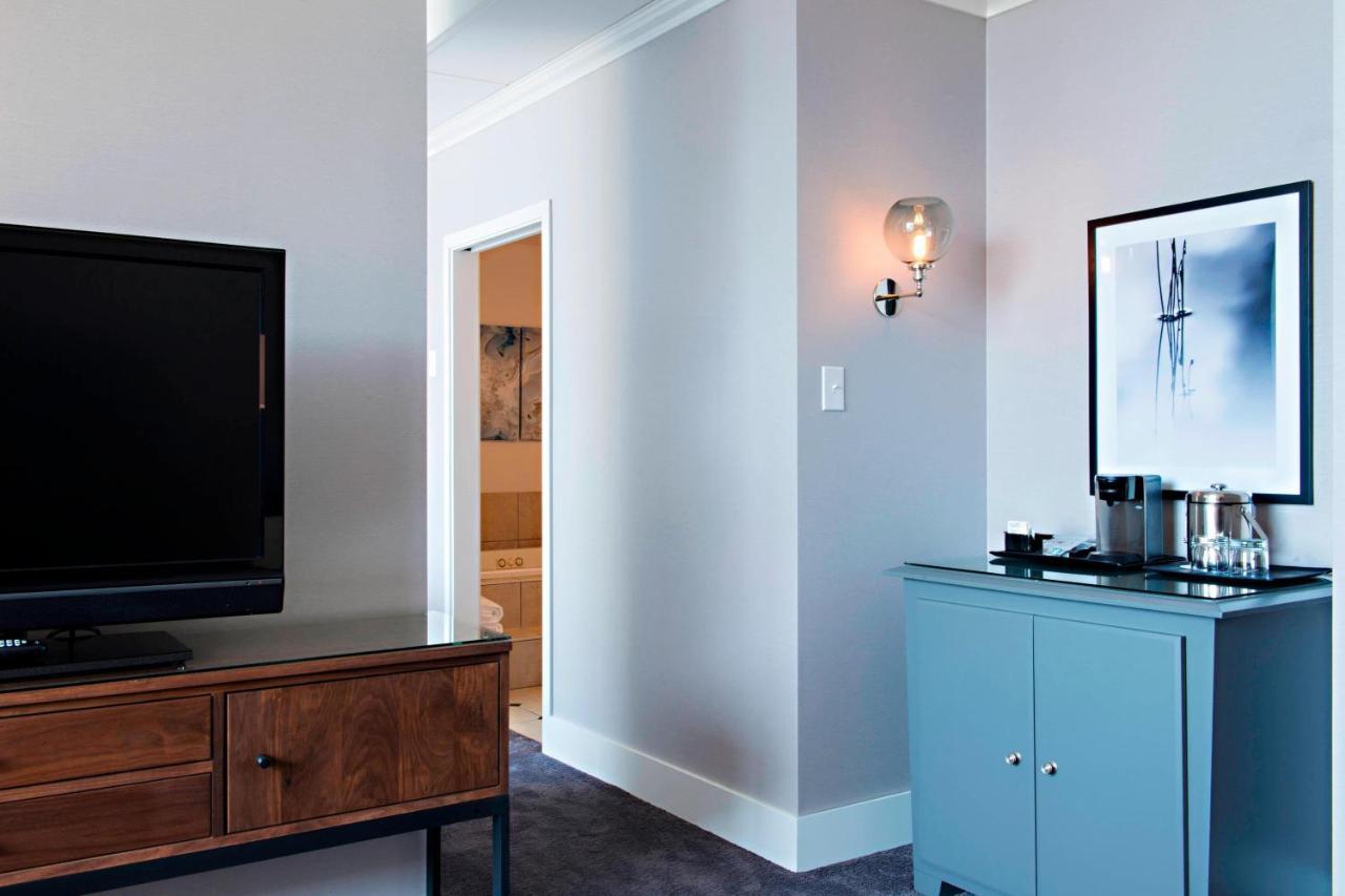 Sheraton Cavalier Saskatoon Hotel מראה חיצוני תמונה