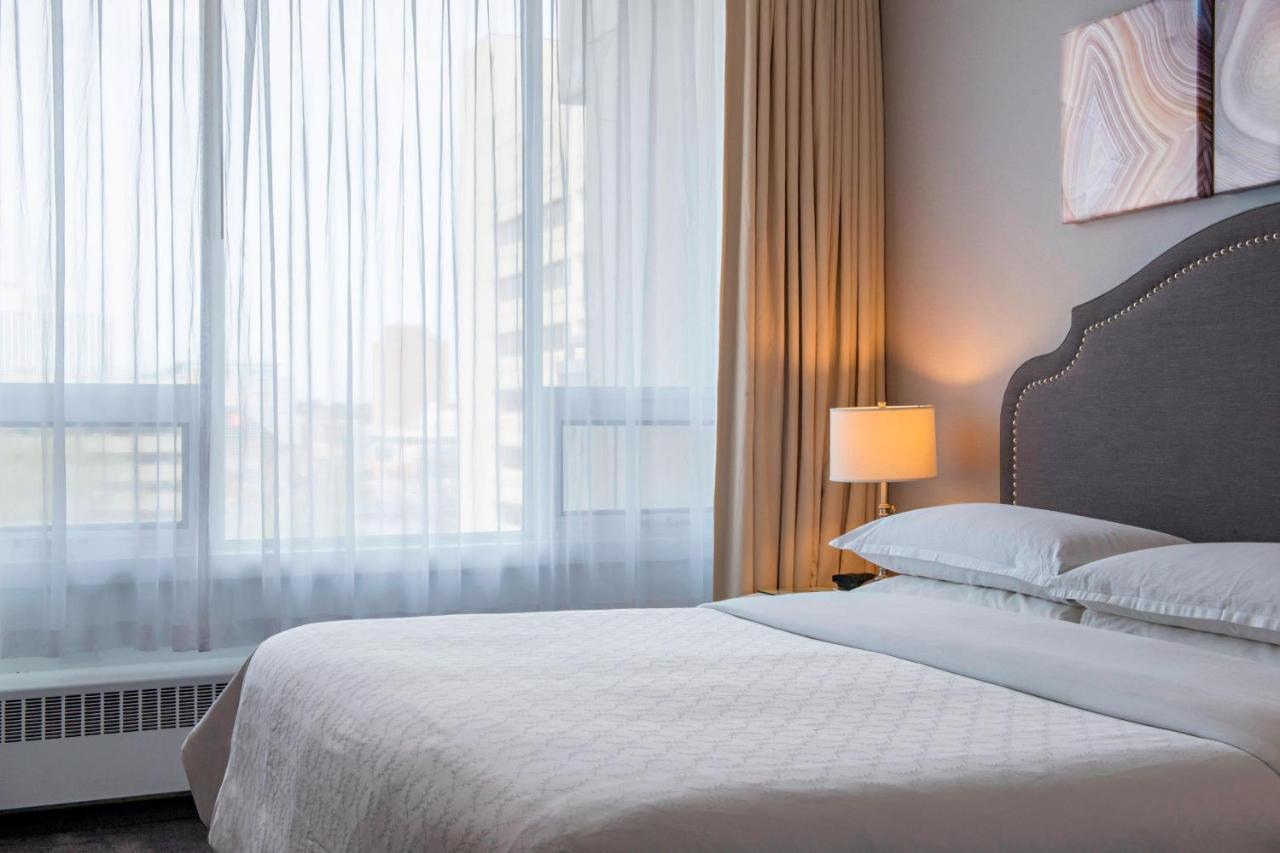 Sheraton Cavalier Saskatoon Hotel מראה חיצוני תמונה