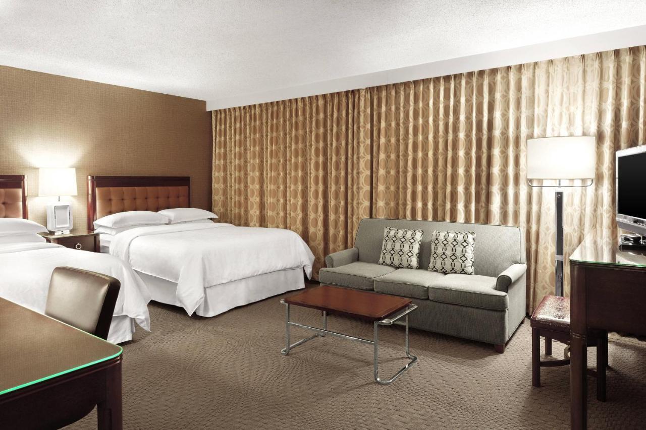 Sheraton Cavalier Saskatoon Hotel מראה חיצוני תמונה