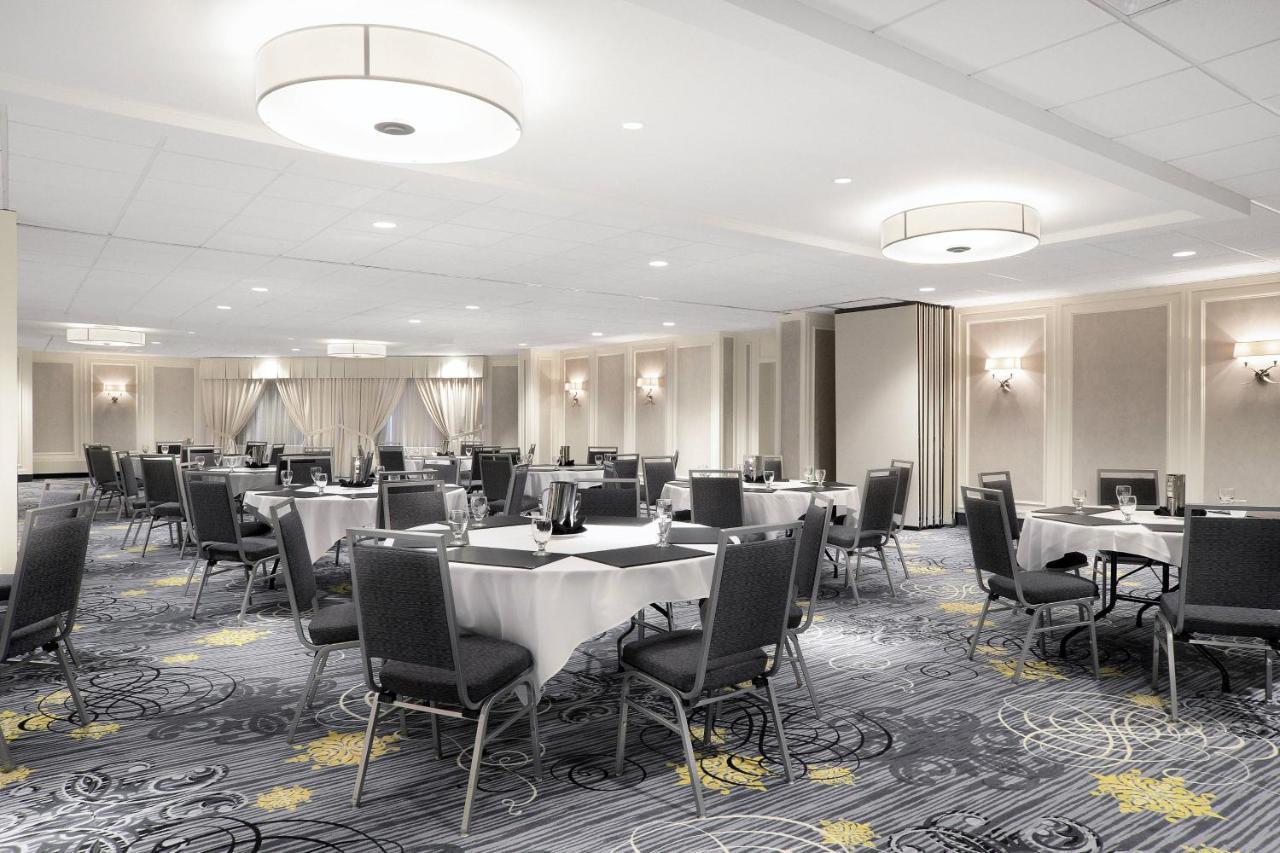 Sheraton Cavalier Saskatoon Hotel מראה חיצוני תמונה