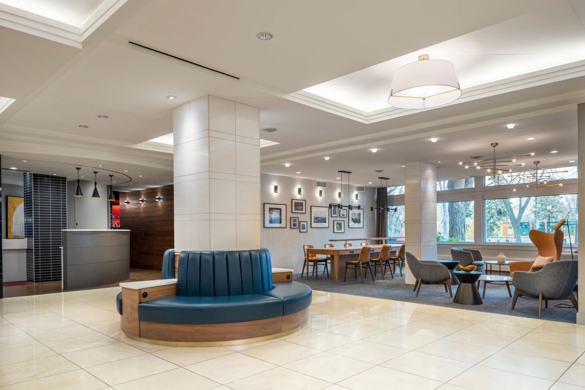 Sheraton Cavalier Saskatoon Hotel מראה חיצוני תמונה