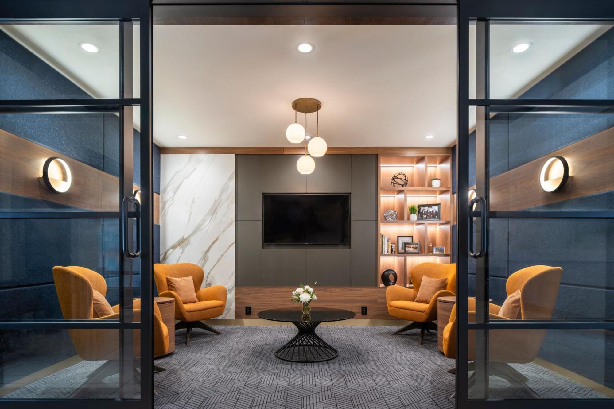 Sheraton Cavalier Saskatoon Hotel מראה חיצוני תמונה